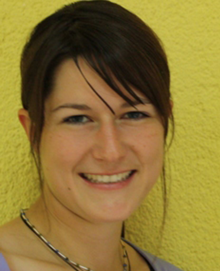 Dr. phil. Stephanie Woschek (geb. Kersten), Sportwissenschaftlerin, M.A.